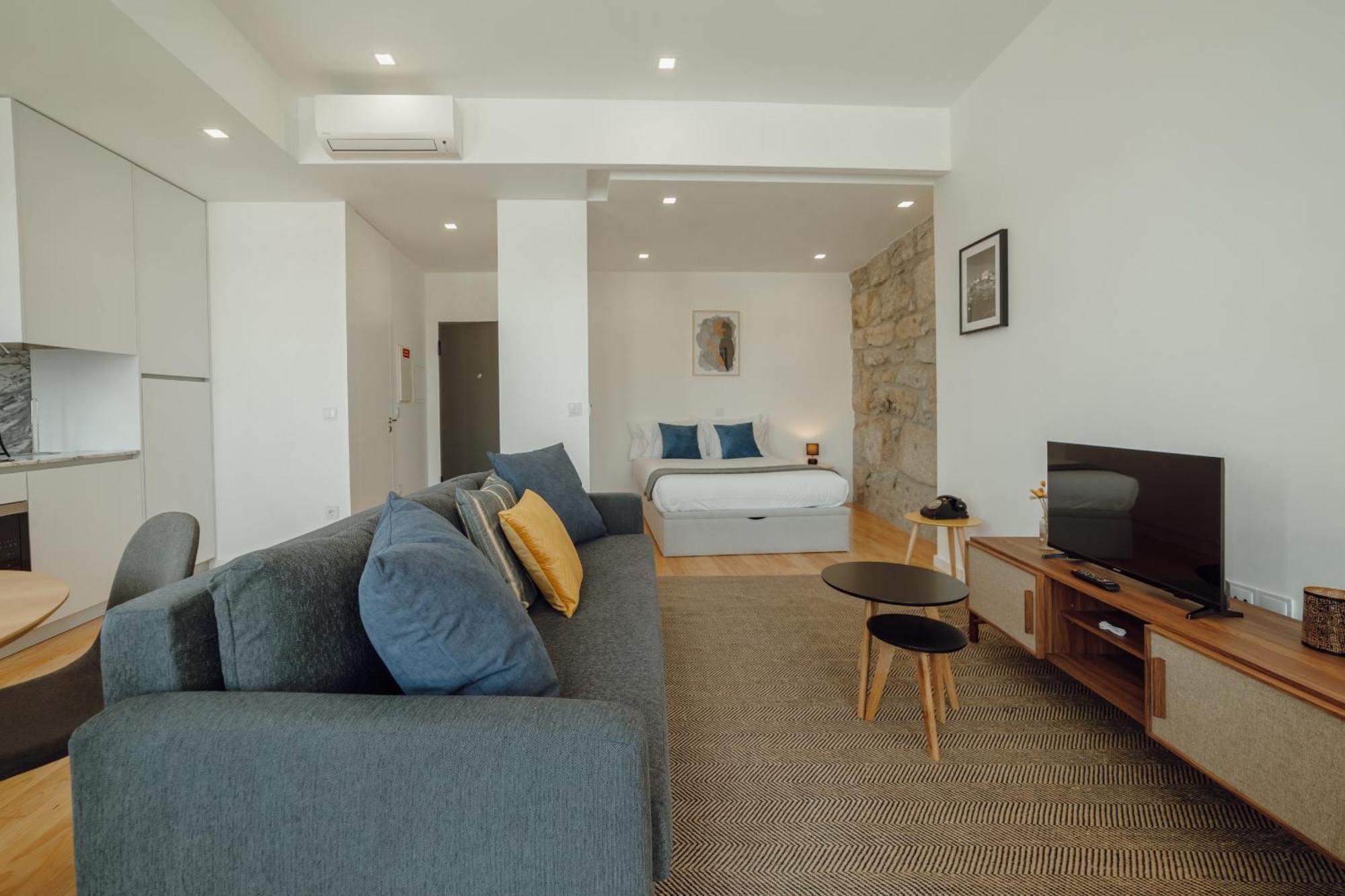 Courtyard Oporto Design Apartments By Vacationy ภายนอก รูปภาพ