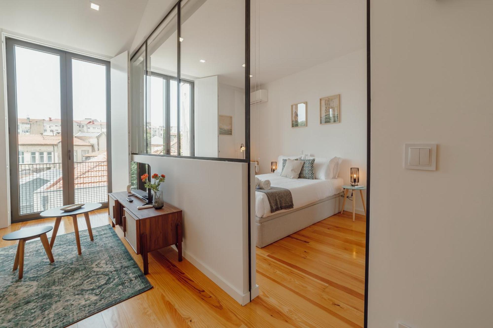 Courtyard Oporto Design Apartments By Vacationy ภายนอก รูปภาพ