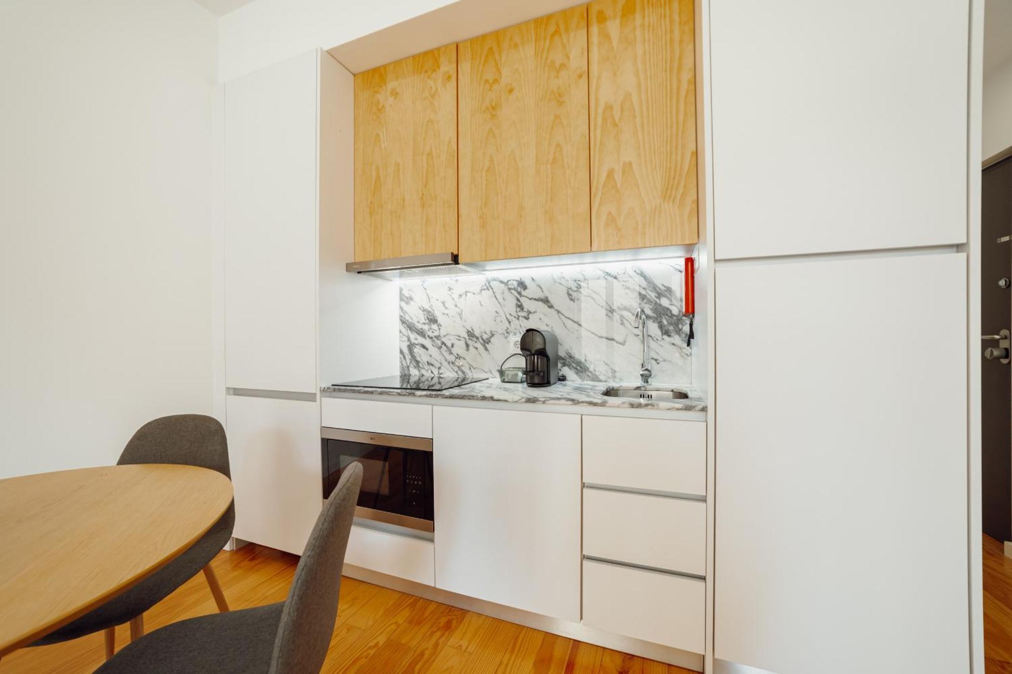 Courtyard Oporto Design Apartments By Vacationy ภายนอก รูปภาพ