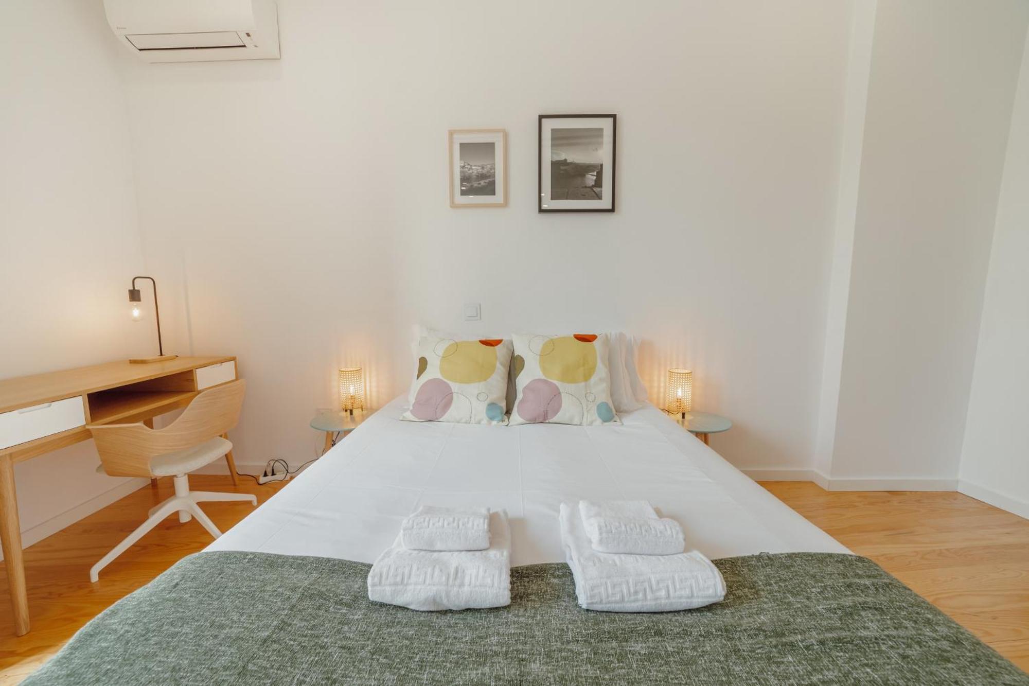 Courtyard Oporto Design Apartments By Vacationy ภายนอก รูปภาพ