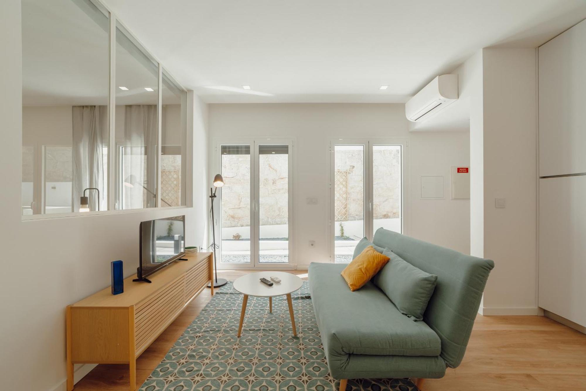 Courtyard Oporto Design Apartments By Vacationy ภายนอก รูปภาพ